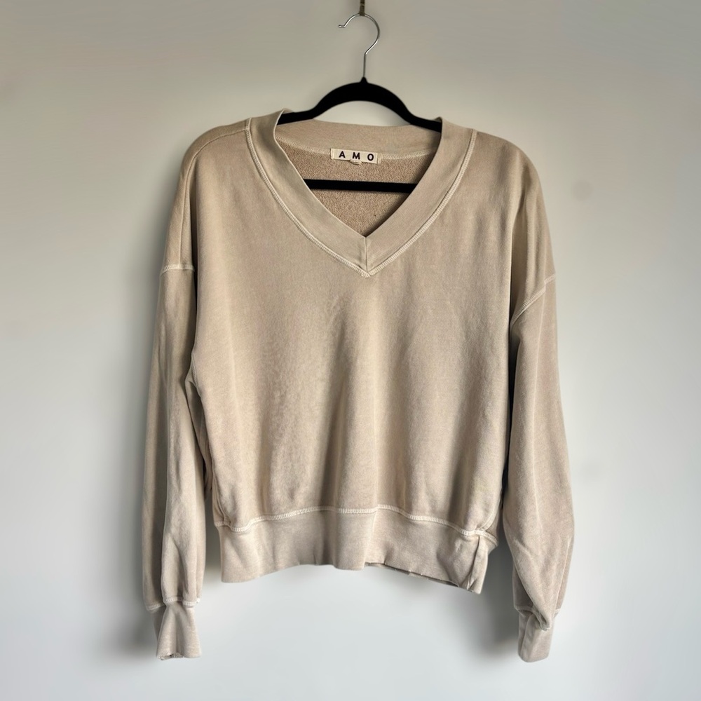 Anthropologie AMO distressed 100% cotton v-neck sweatshirt
